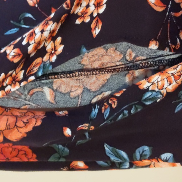 Democracy floral hi low blouse size 1X - Picture 6 of 13